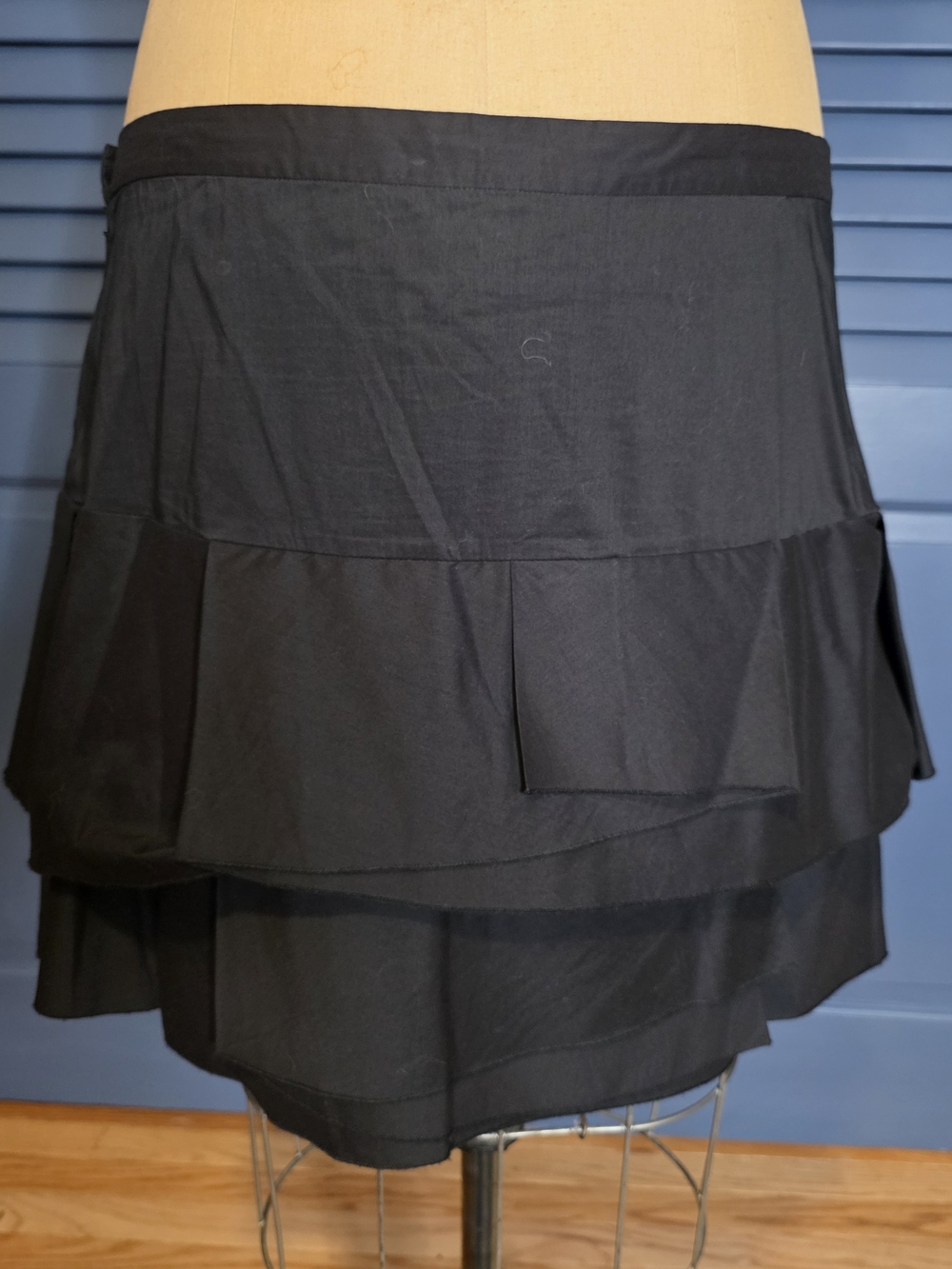 Women's Black Layered Ruffle Mini Skirt - Picture 5 of 9